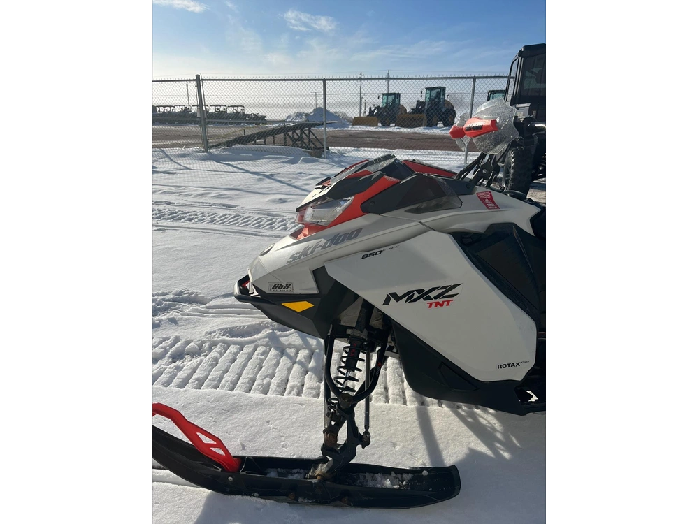 Ski-doo Mxz Tnt 850 2022 alt