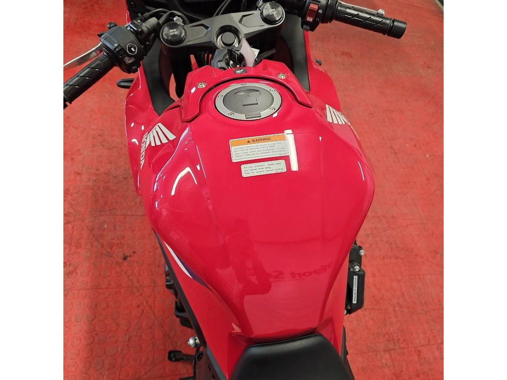 2025 Honda Cbr 650r alt