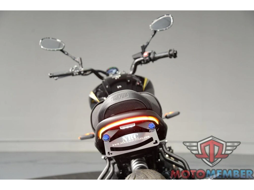 2025 Yamaha Xsr700 alt