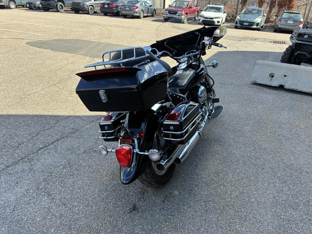 2010 Yamaha V Star 650 Midnight Custom alt