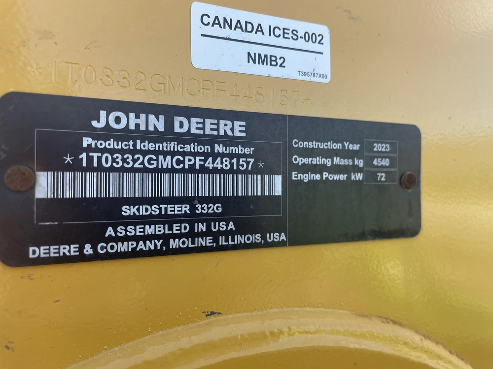 John Deere 332g 2023 alt