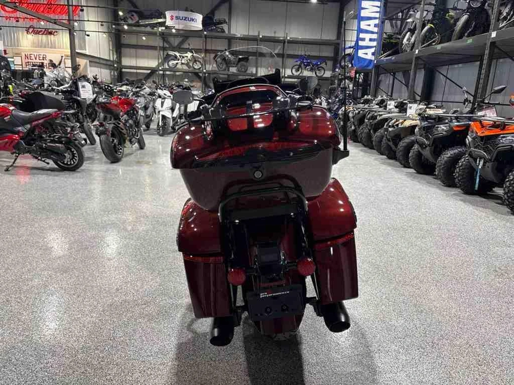 Indian Motorcycle Pursuit Dark Horse + 112 Package 2026 alt