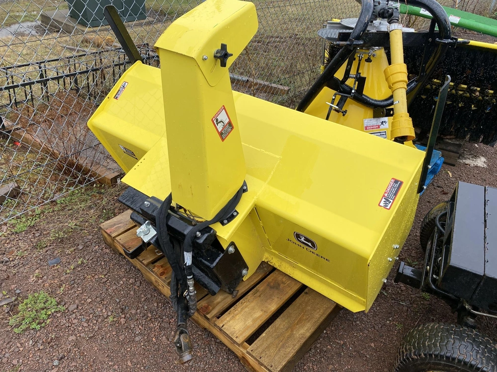 2016 John Deere Sb59 Snow Blower & 60hdb Broom Package alt