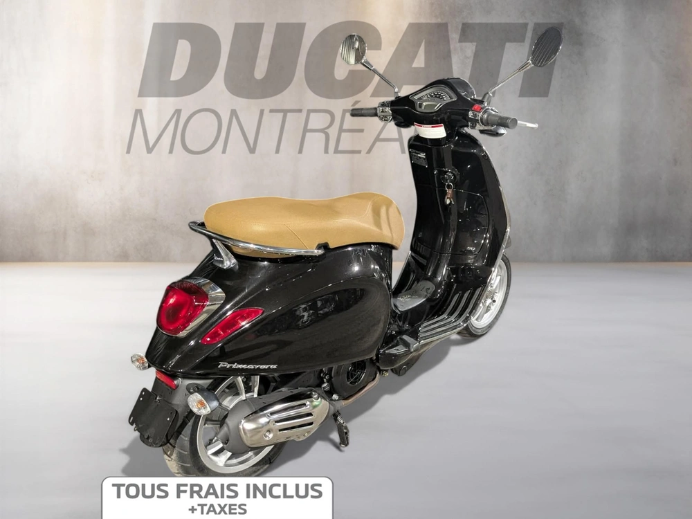 Vespa Primavera 150 2023 alt