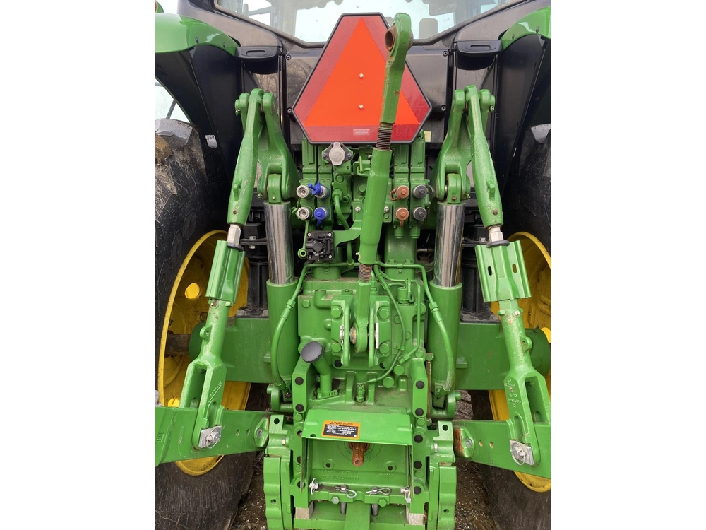 2024 John Deere 6175m alt