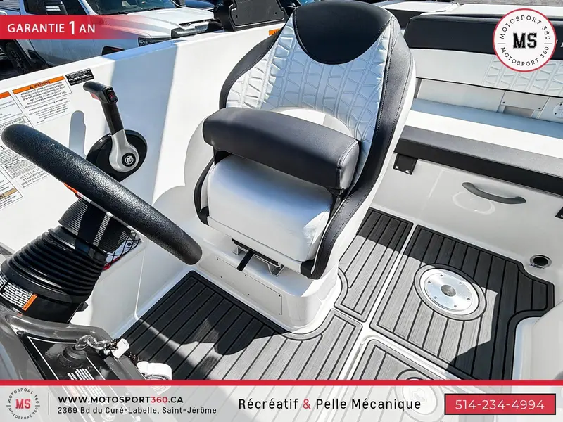 BAYLINER VR5 OPEN DECK 20.5 PIED 250 HP TOUR WAKE + SIMRAD ! 2021