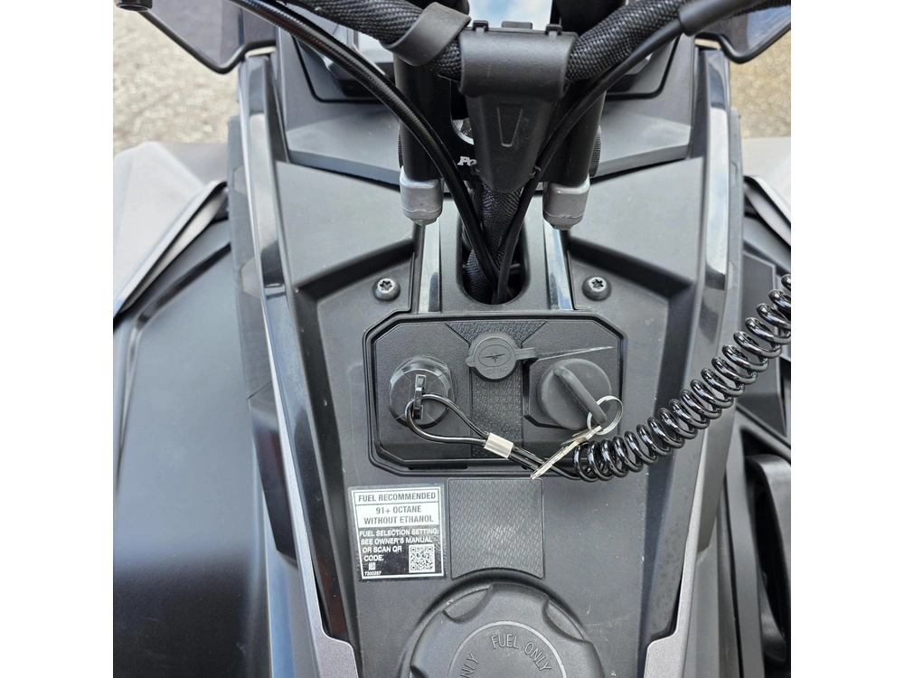 2022 Polaris 850 Indy Xcr 136 alt