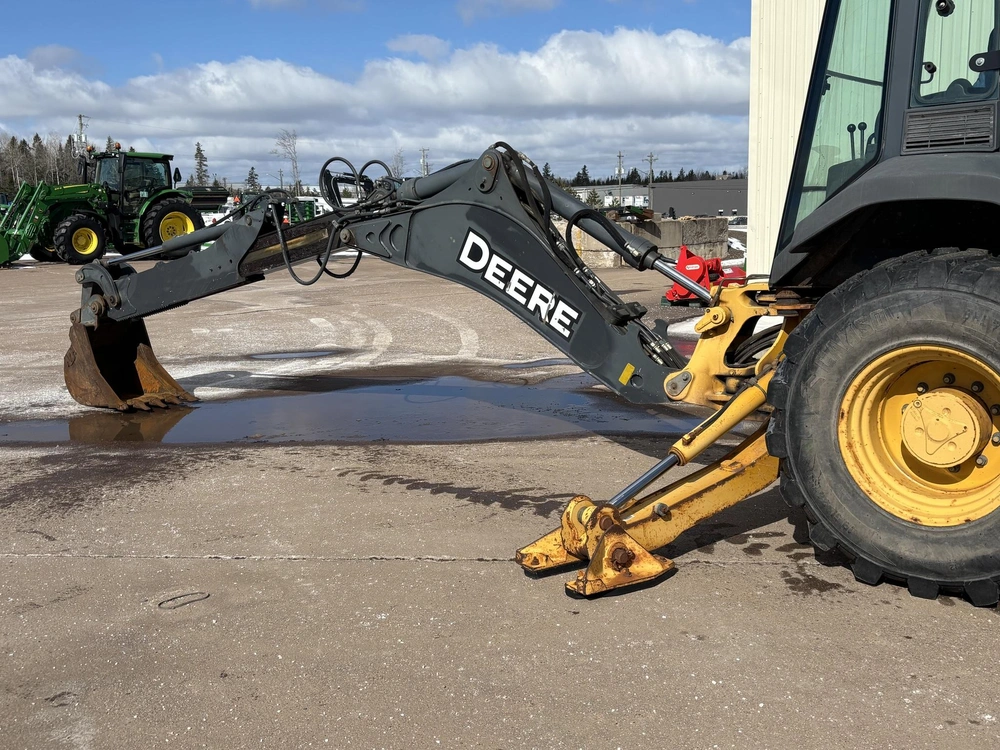 John Deere 310j 2009 alt