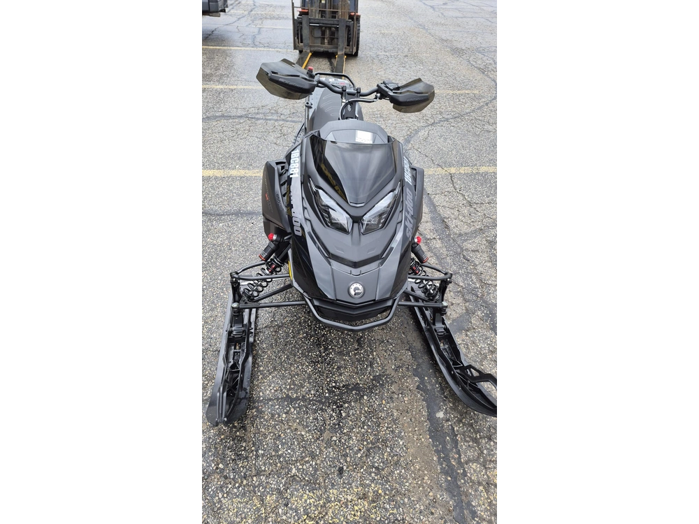 2026 Ski-doo Backcountry Xrs 850 1434 Km's Warranty alt