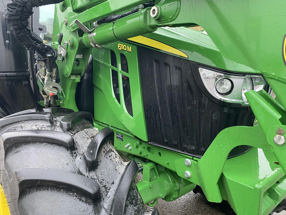 John Deere 6110m 2024 alt