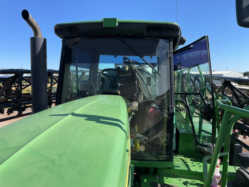 2011 John Deere 4730 alt