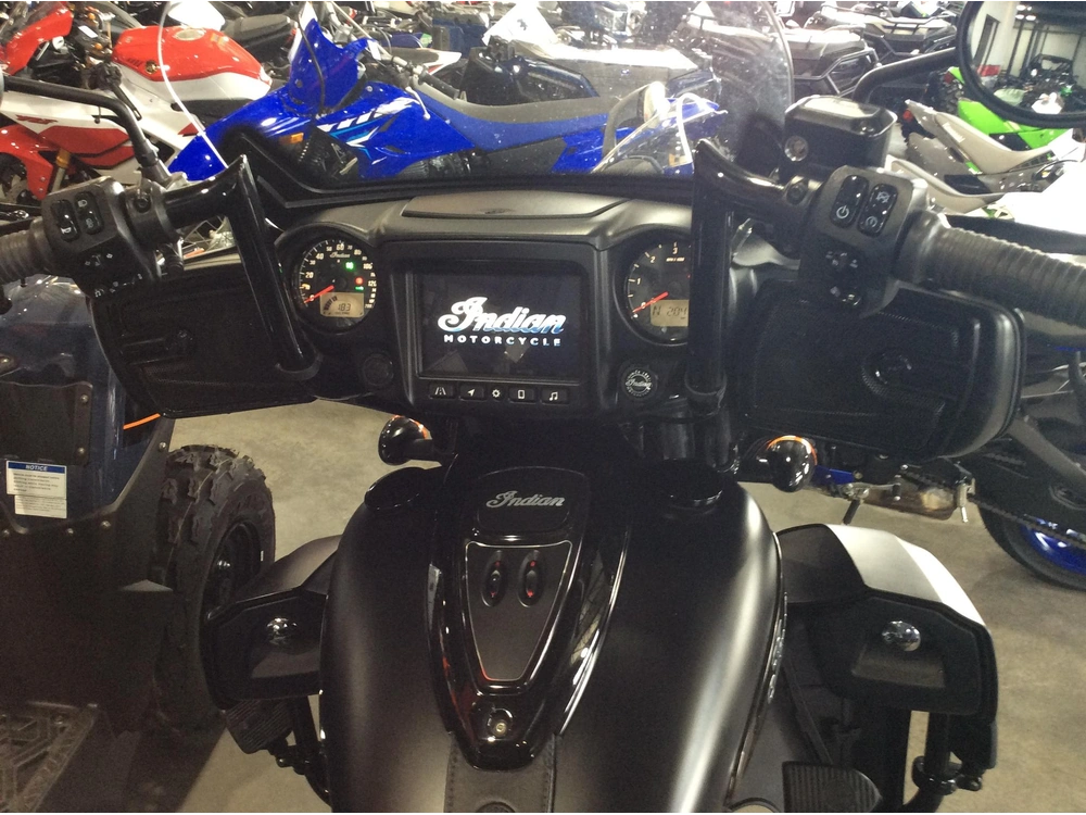 Indian Motorcycle Indian Roadmaster 2023 alt