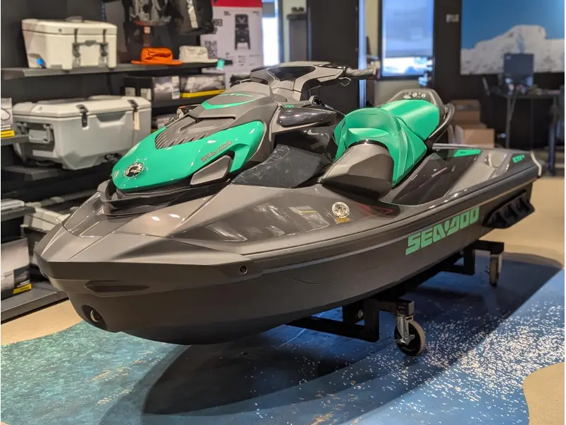 2026 Sea-Doo GTI 170 SE with Sound System - Eclipse Black and Laguna Green thumbnail 3