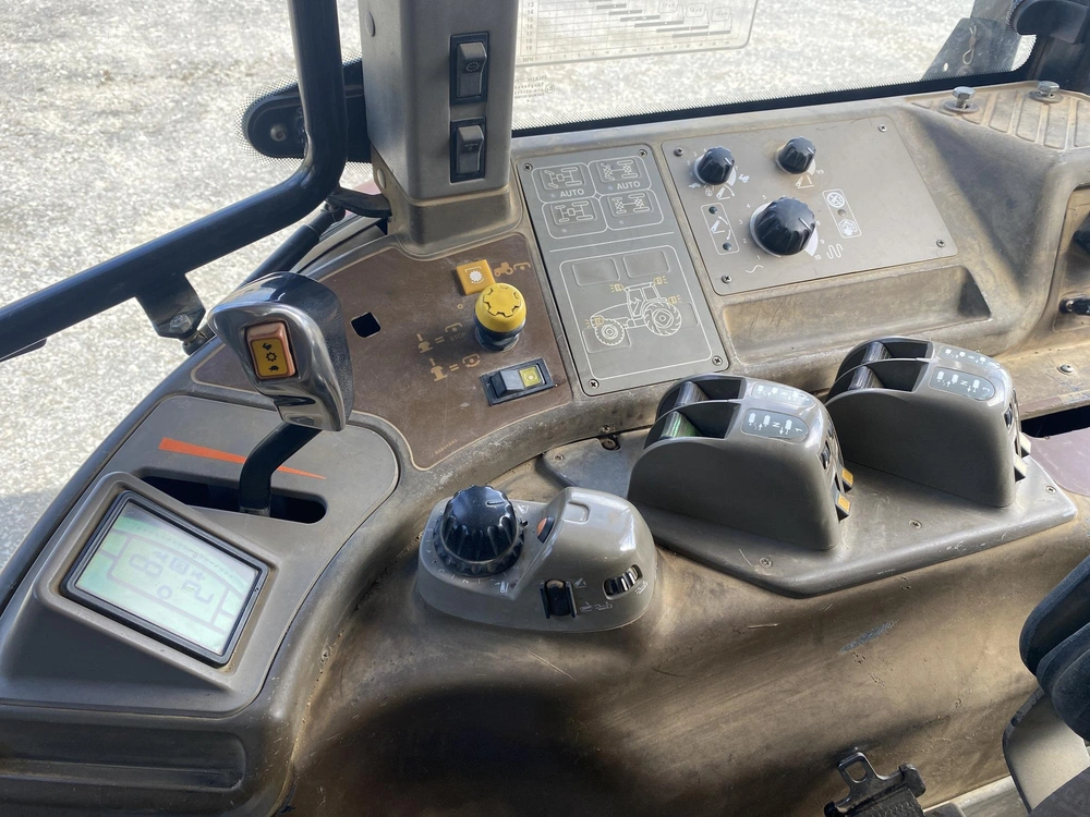 2004 Case Ih Mxm190 alt