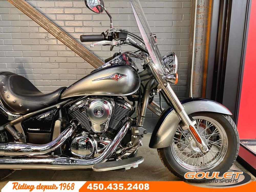 2025 Kawasaki Vulcan 900 Classic alt