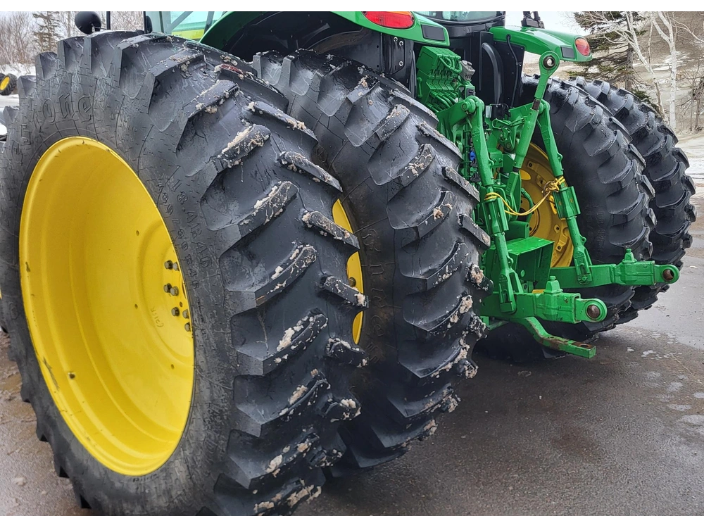 John Deere 6215r 2019 alt