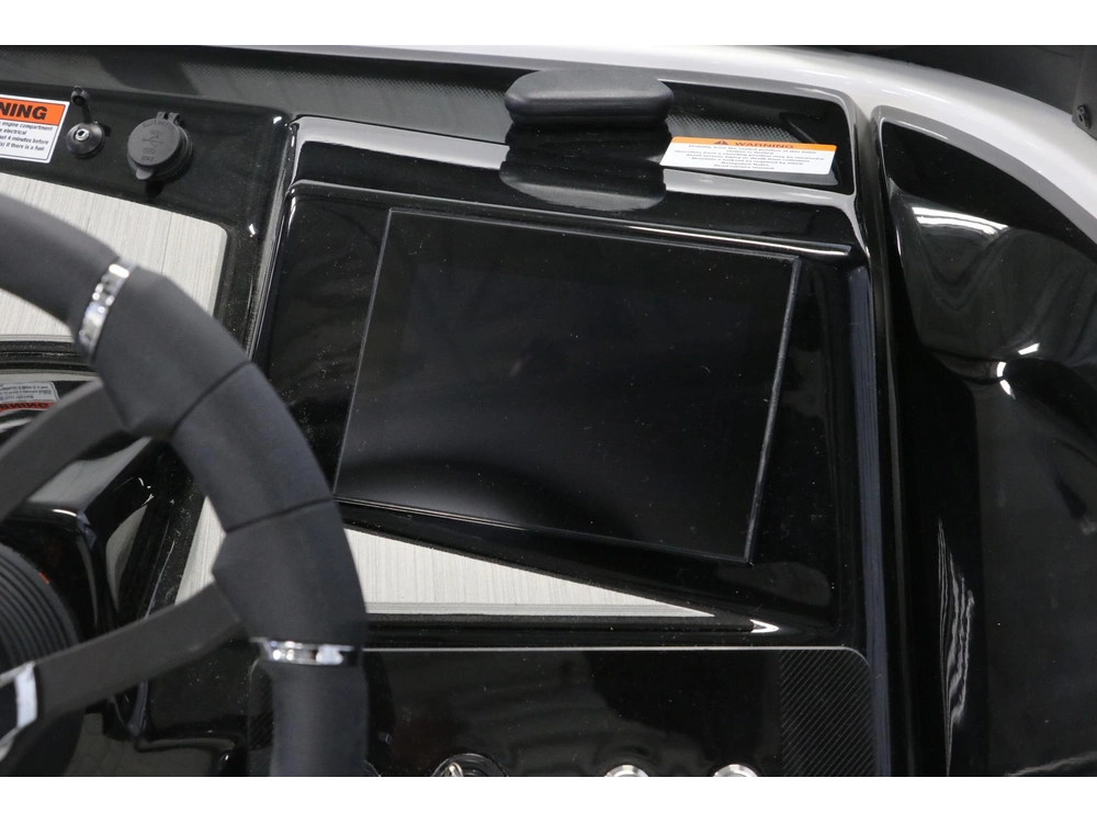 2026 Yamaha 222s alt