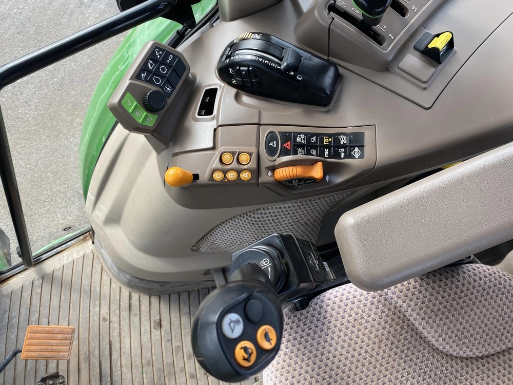 2020 John Deere 5125r alt