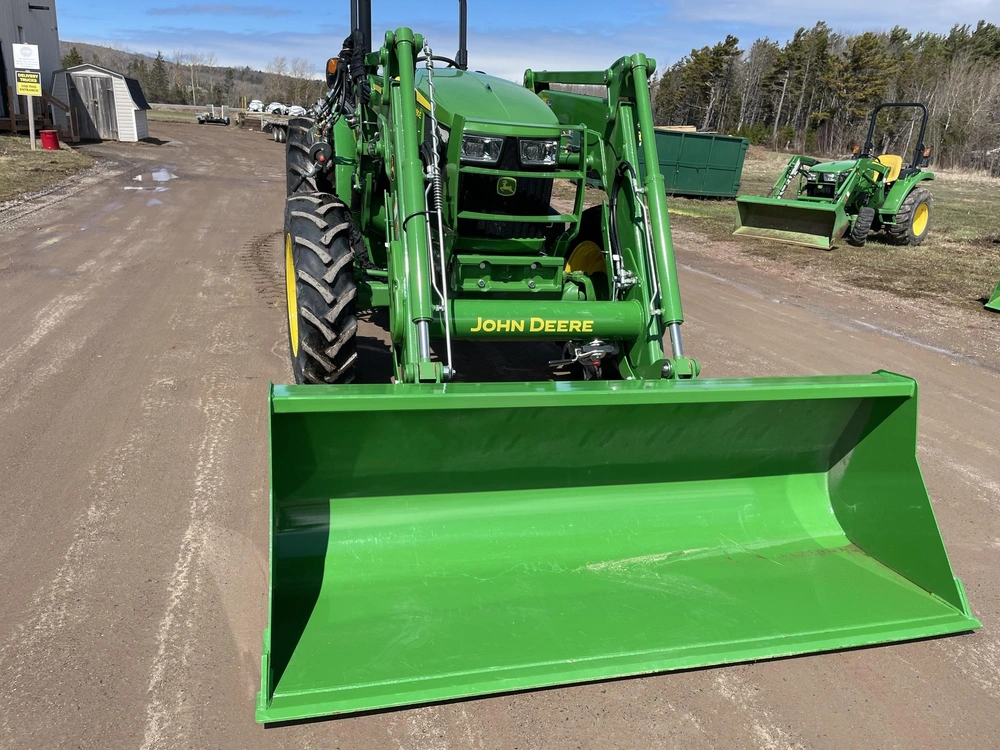 John Deere 5090e 2024 alt