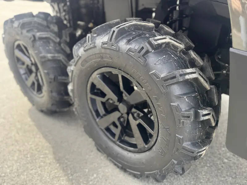 Can-Am OUTLANDER MAX XT 6X6 1000R 2025