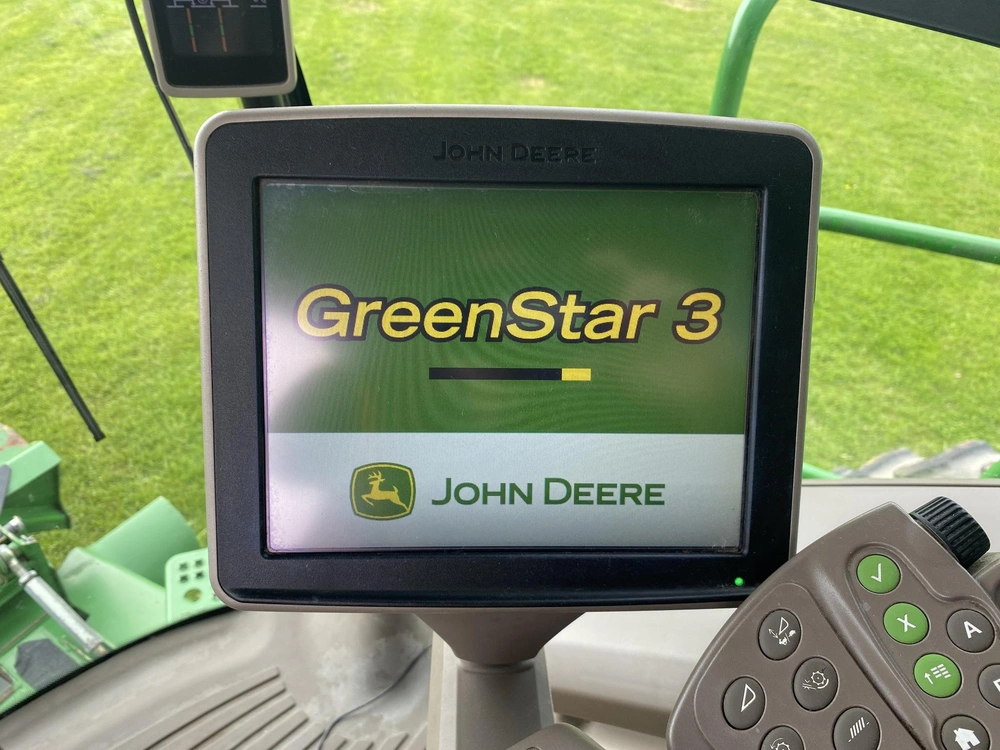 John Deere S660 2013 alt
