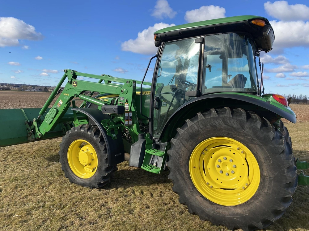 John Deere 5115m 2014 alt