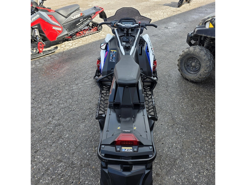 2023 Polaris 650 Indy Vr1 129 alt