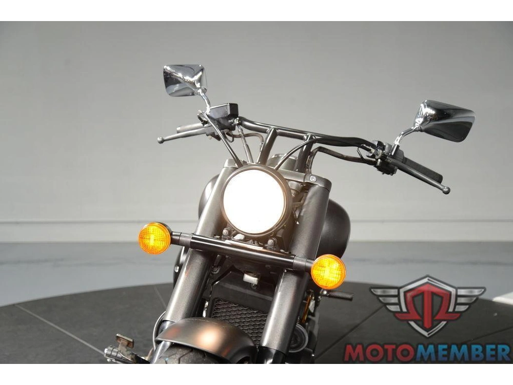 2022 Honda Shadow Phantom alt