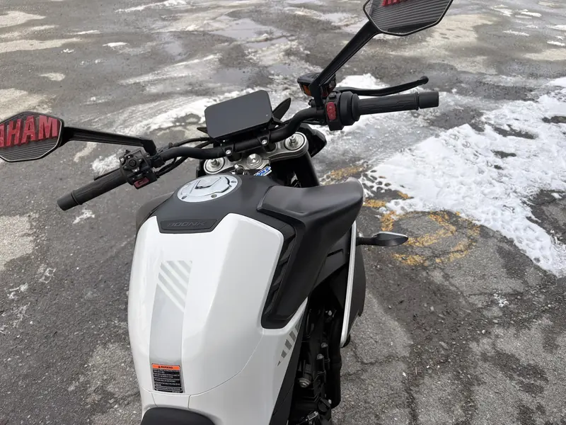2024 CFMOTO 800NK thumbnail 2