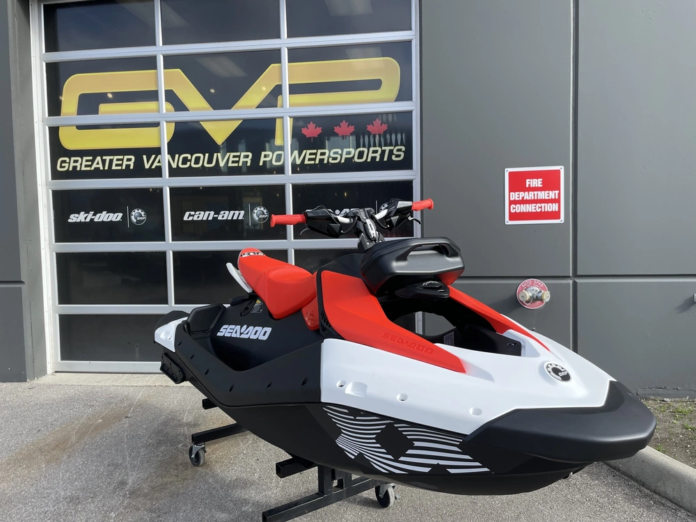 2026 Sea-doo Spark™ 3up Trixx 90 (sound System) alt