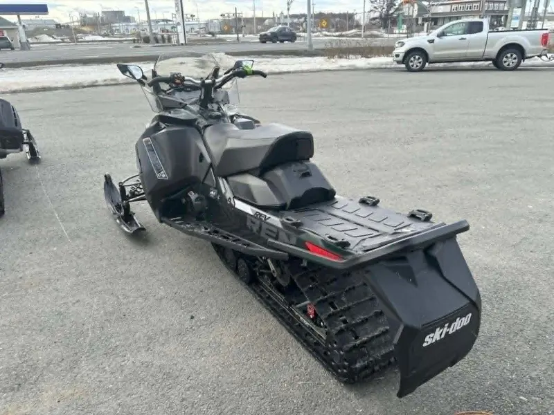 Ski-Doo RENEGADE ADRENALINE 900ACE TURBO 2019