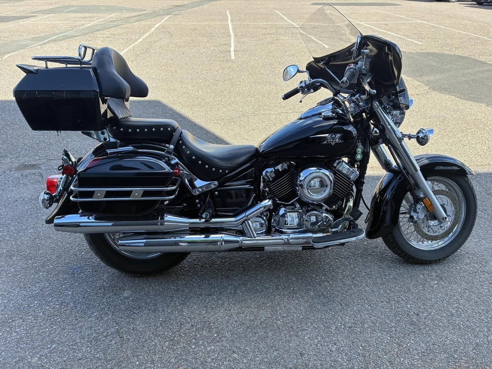 2010 Yamaha V Star 650 Midnight Custom alt