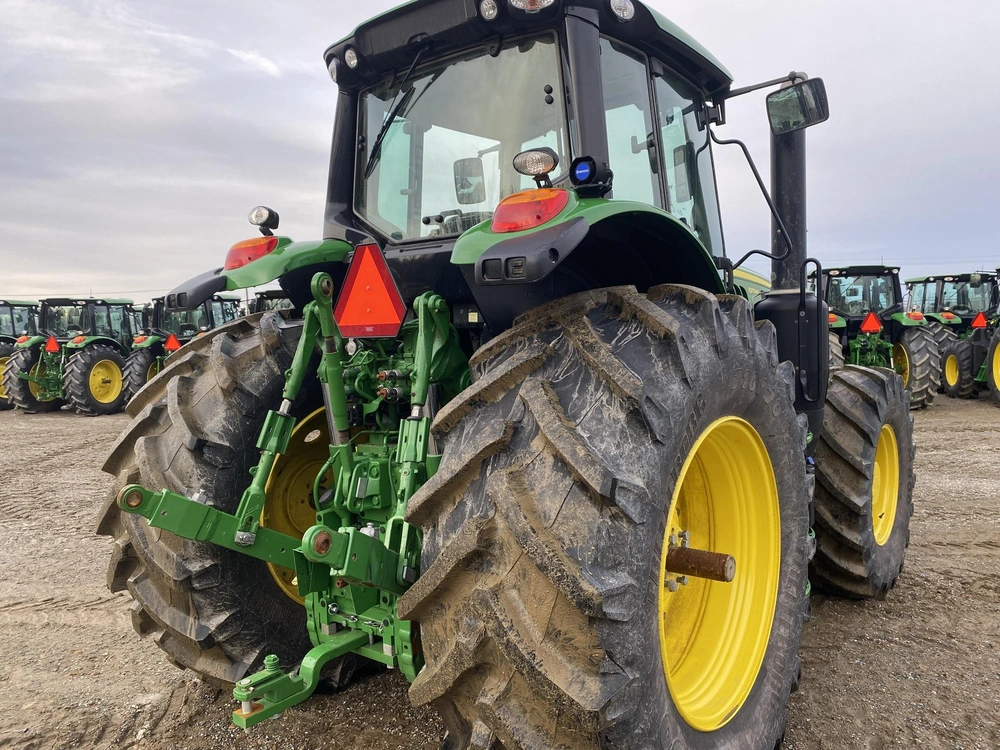2024 John Deere 6175m alt