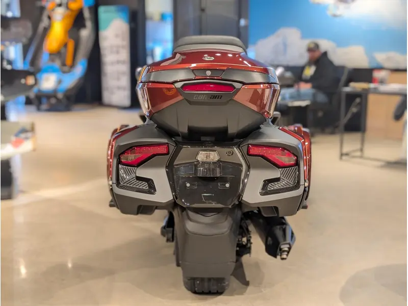 2026 Can-Am Spyder RT Sea-To-Sky - Mars Red Metallic