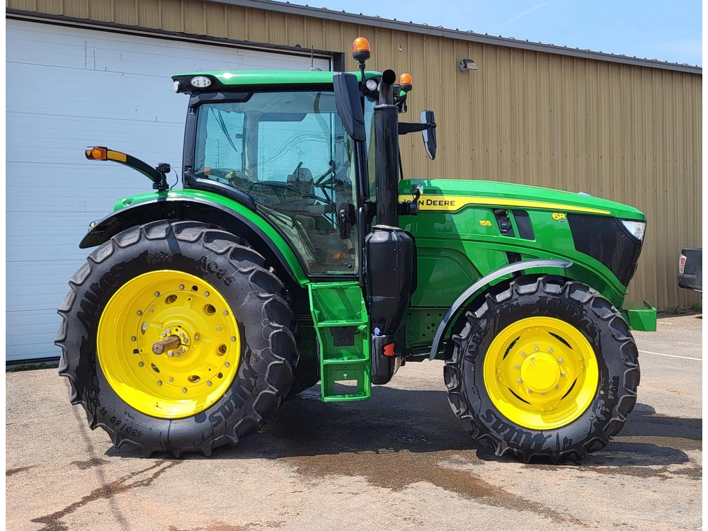 2023 John Deere 6r 155 alt