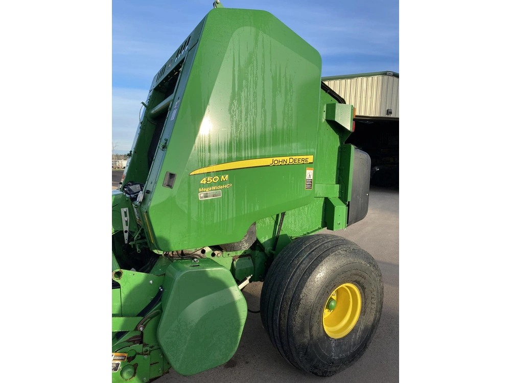 2018 John Deere 450m alt