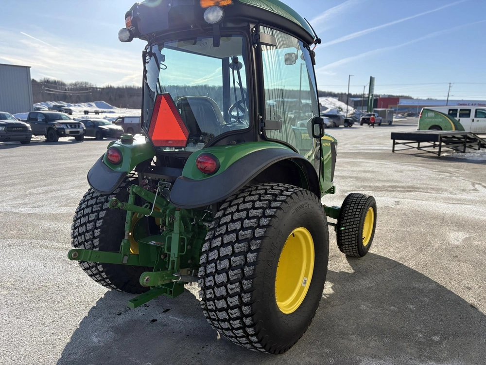 2022 John Deere 4066r alt