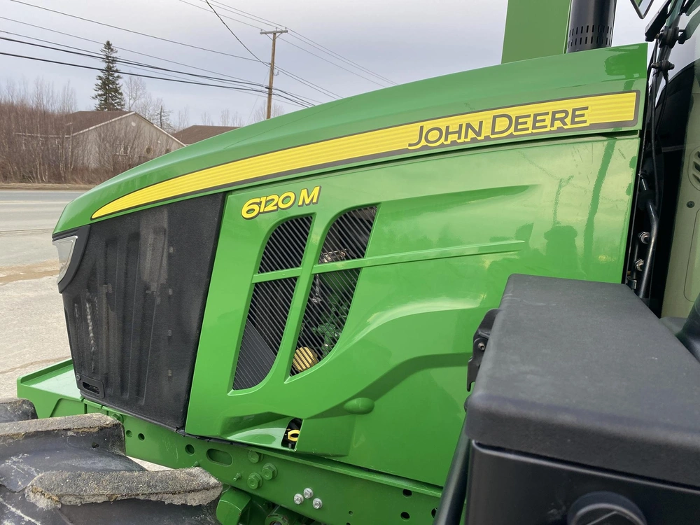 2022 John Deere 6120m alt