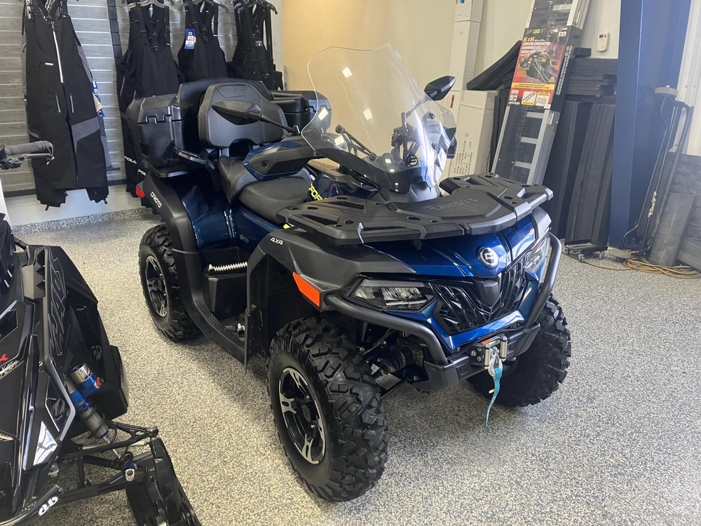 2023 Cfmoto Cforce 600 Touring alt