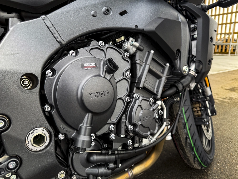 2026 Yamaha Mt-10 alt