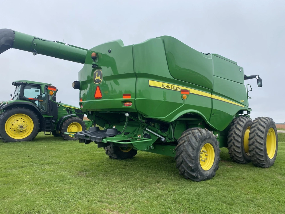 John Deere S660 2013 alt