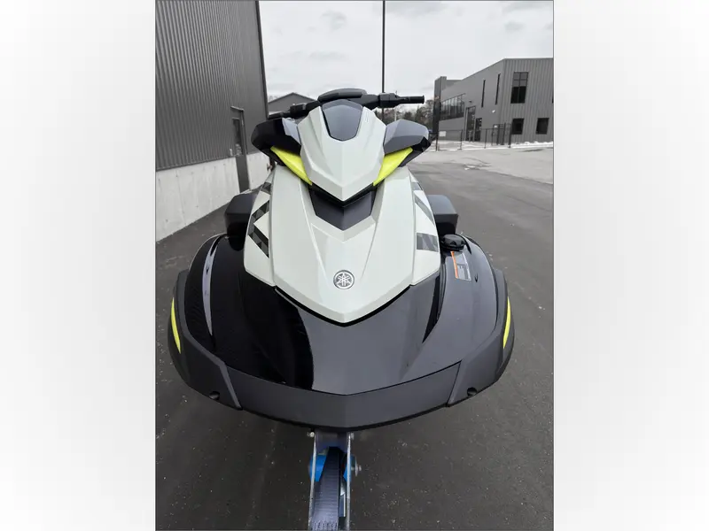 2026 Yamaha VX Cruiser HO thumbnail 14