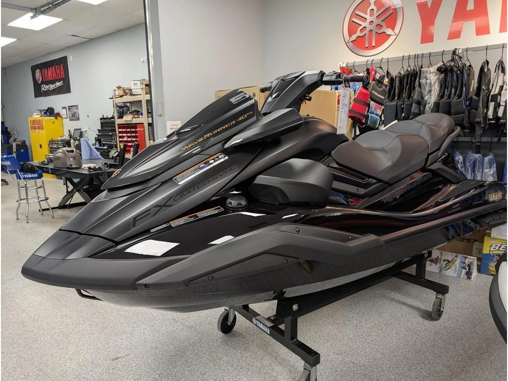 2026 Yamaha Fx Limited Svho Fx1800a-c alt