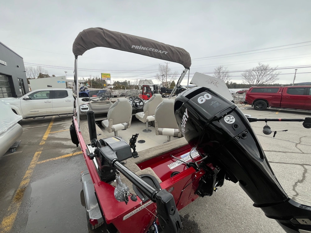 Princecraft Holiday Dlx Dc 162 60 Hp 2012 alt