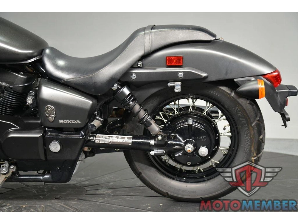 2022 Honda Shadow Phantom alt