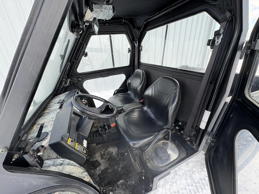 2012 John Deere Xuv 825i Camo alt