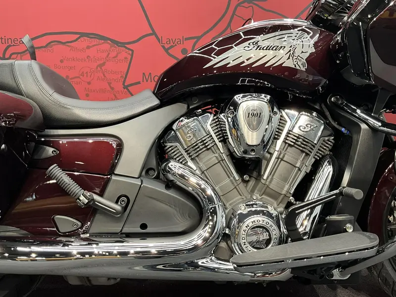 2026 Indian Motorcycle Challenger Limited thumbnail 5