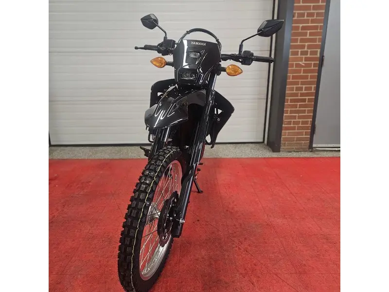 2026 Yamaha WR 125R thumbnail 3