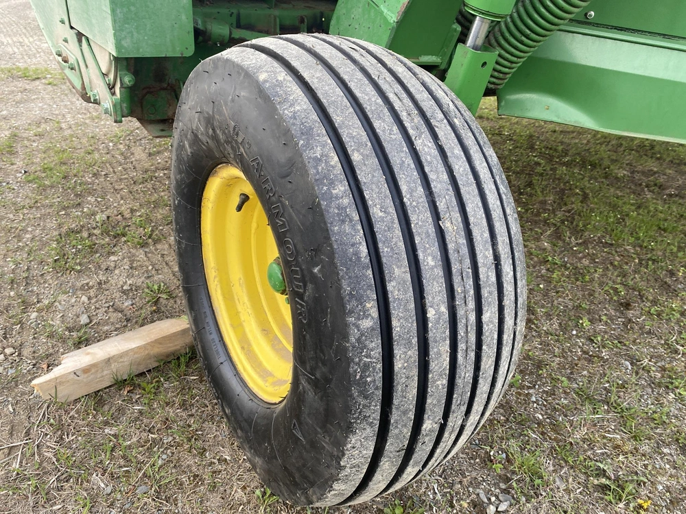 2015 John Deere 956 alt