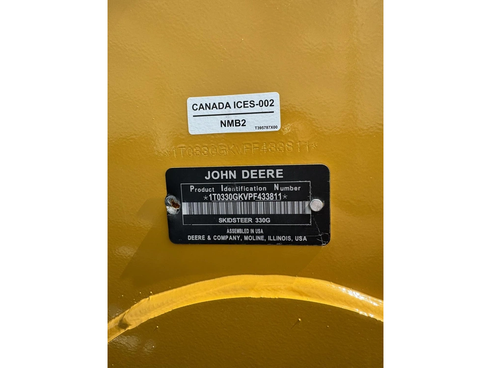 John Deere 330g 2022 alt